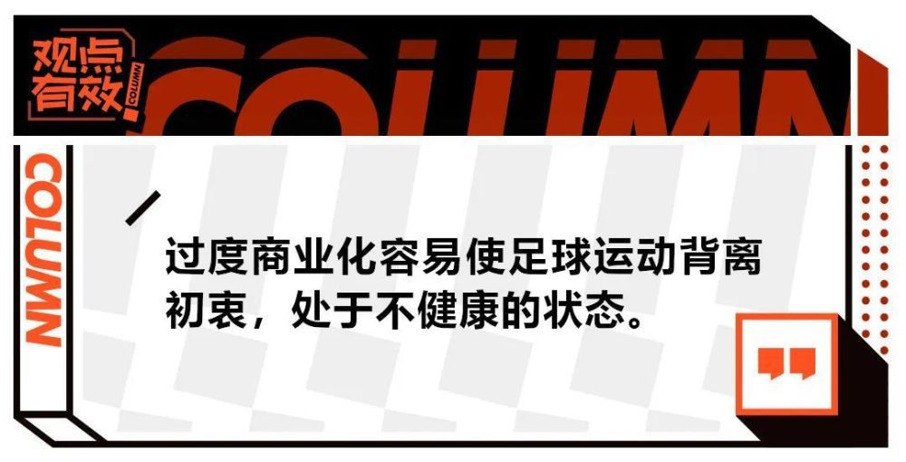 第70分钟，利物浦右路角球开到禁区门前范迪克头球顶高了。